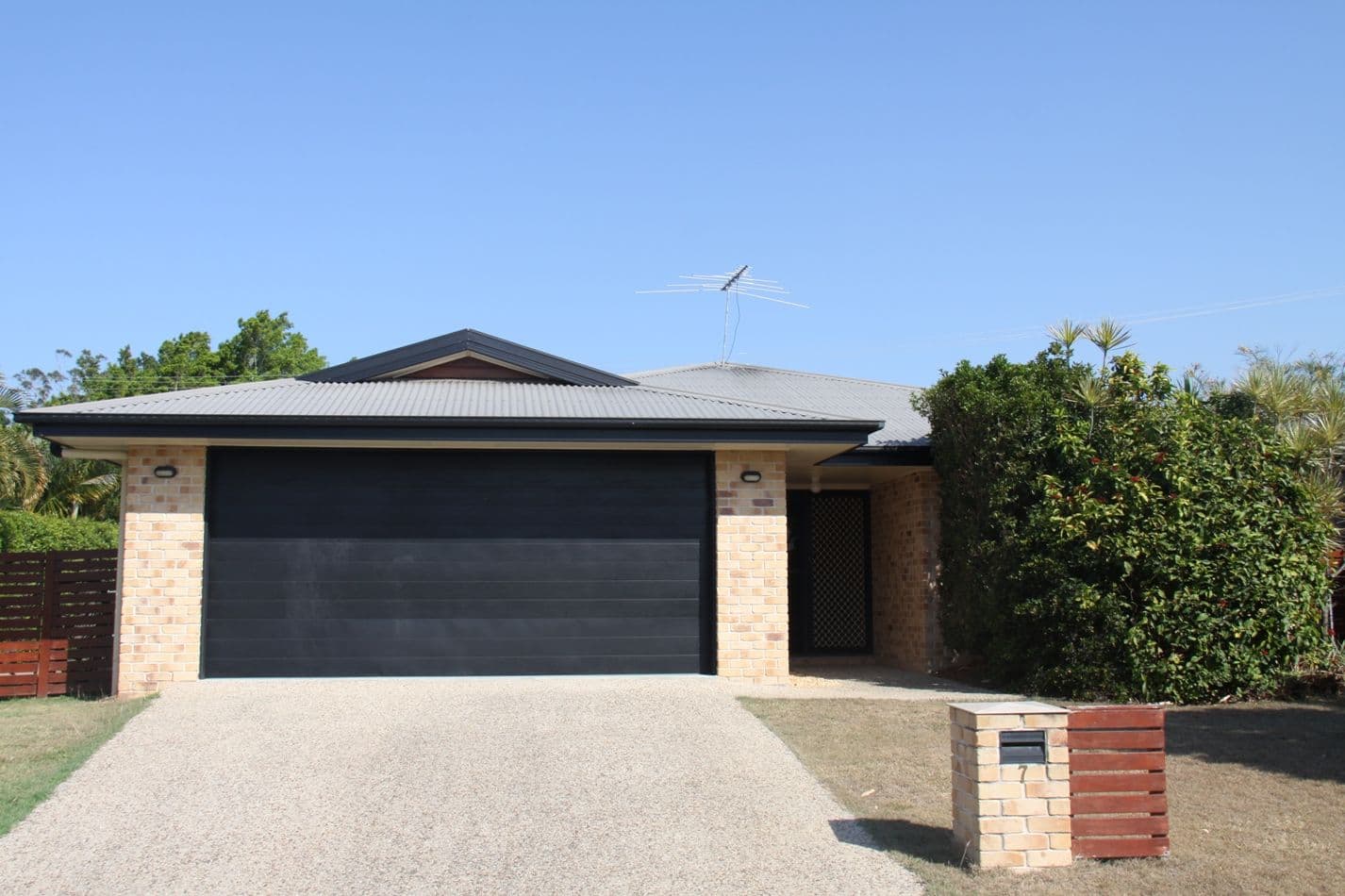 7 Driftwood Street, Tannum Sands QLD 4680, Tannum Sands - Image 1