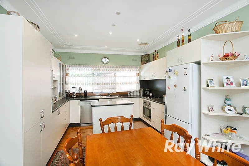 18 Leslie Road, BEXLEY NSW 2207, Bexley - Thumbnail 4
