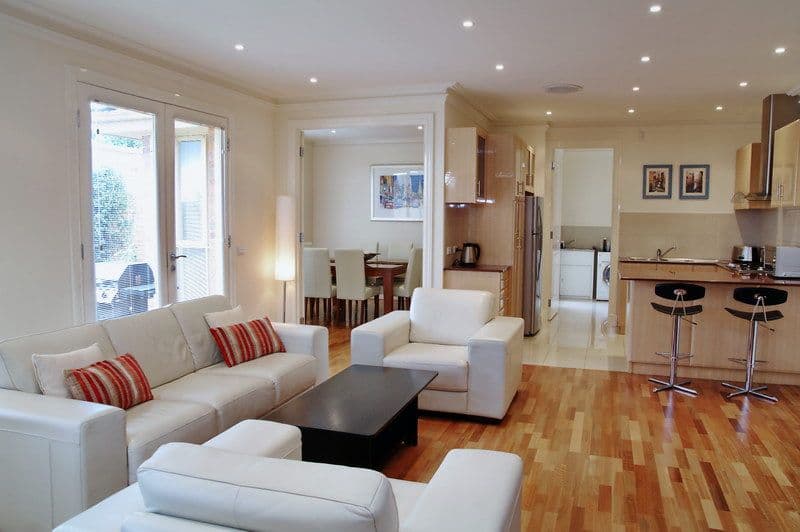 6 Lyonsville Avenue, PRESTON VIC 3072, Preston - Thumbnail 2