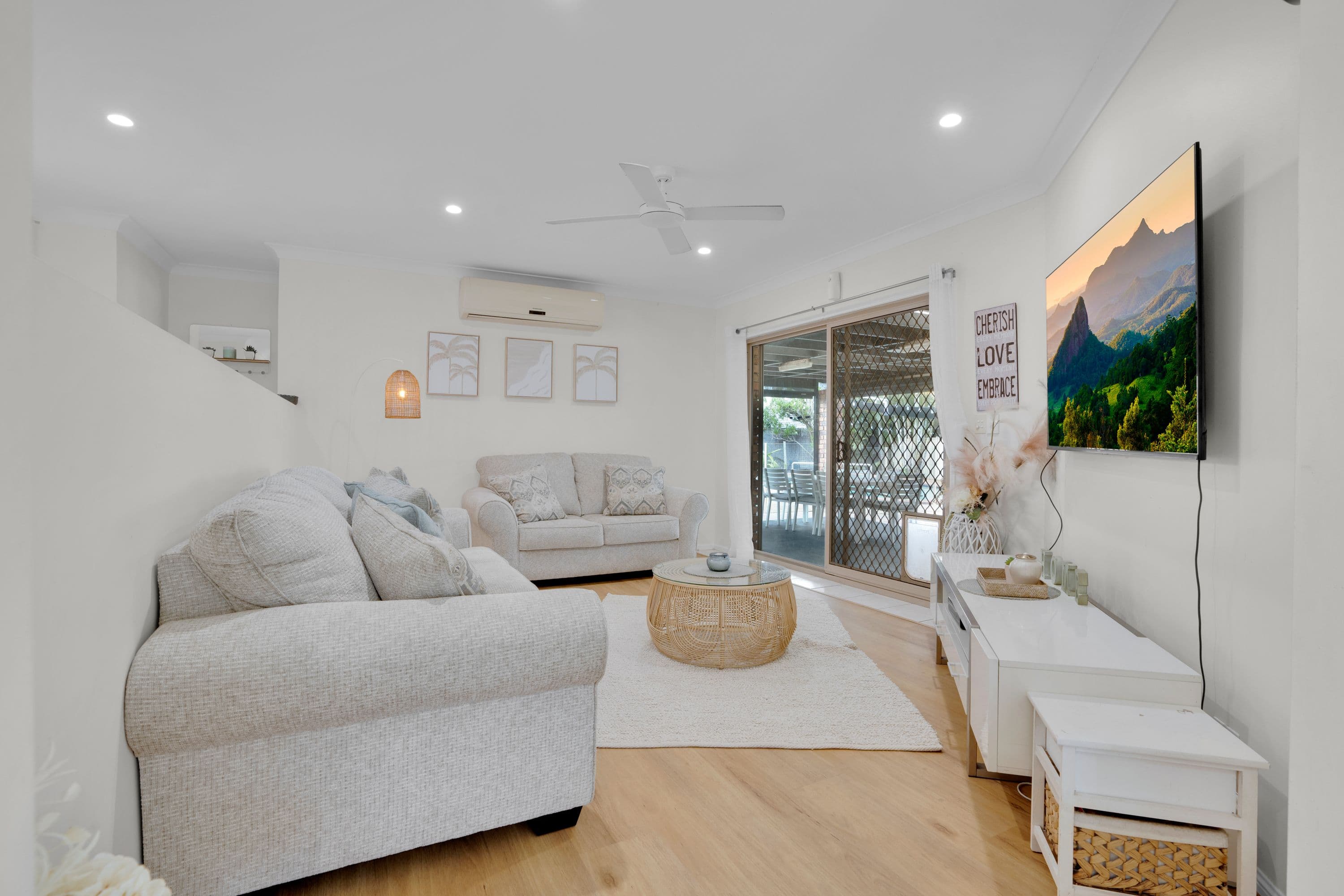 9 Lomond Court, Varsity Lakes QLD 4227, Varsity Lakes - Thumbnail 3
