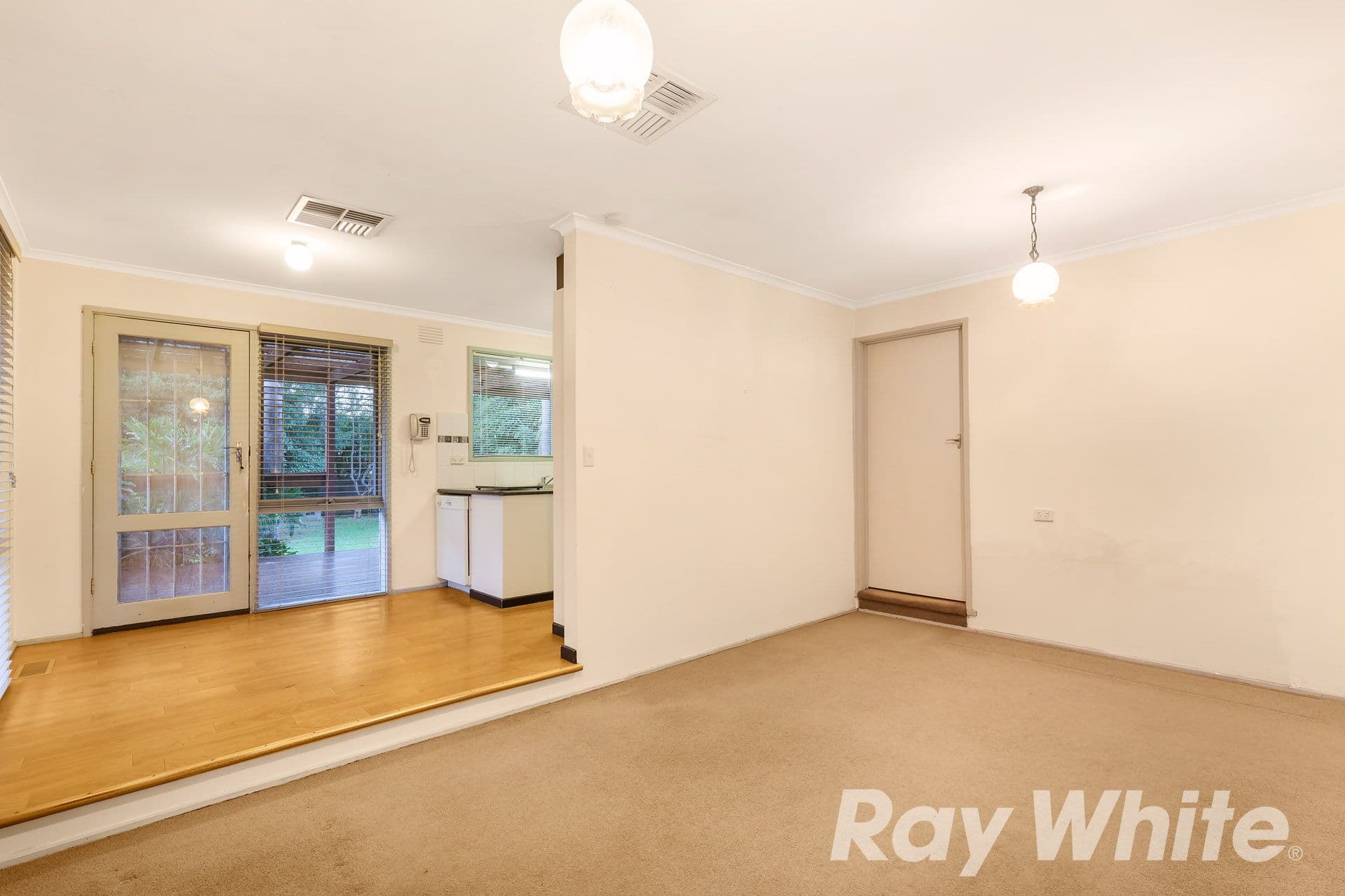 29 Westburn Grove, Scoresby VIC 3179, Scoresby - Thumbnail 5