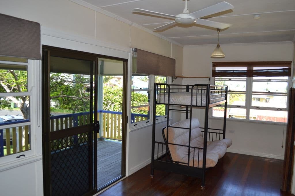 6 Pandanus Street, COOEE BAY QLD 4703, Cooee Bay - Thumbnail 6