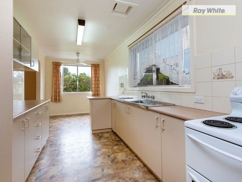 84 Fifth Avenue, ROSEBUD VIC 3939, Rosebud - Thumbnail 3