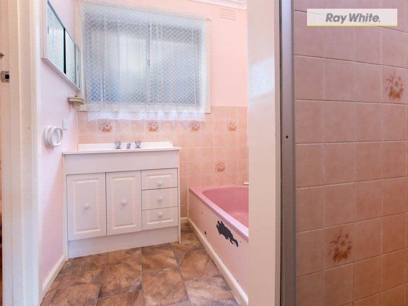 84 Fifth Avenue, ROSEBUD VIC 3939, Rosebud - Thumbnail 8
