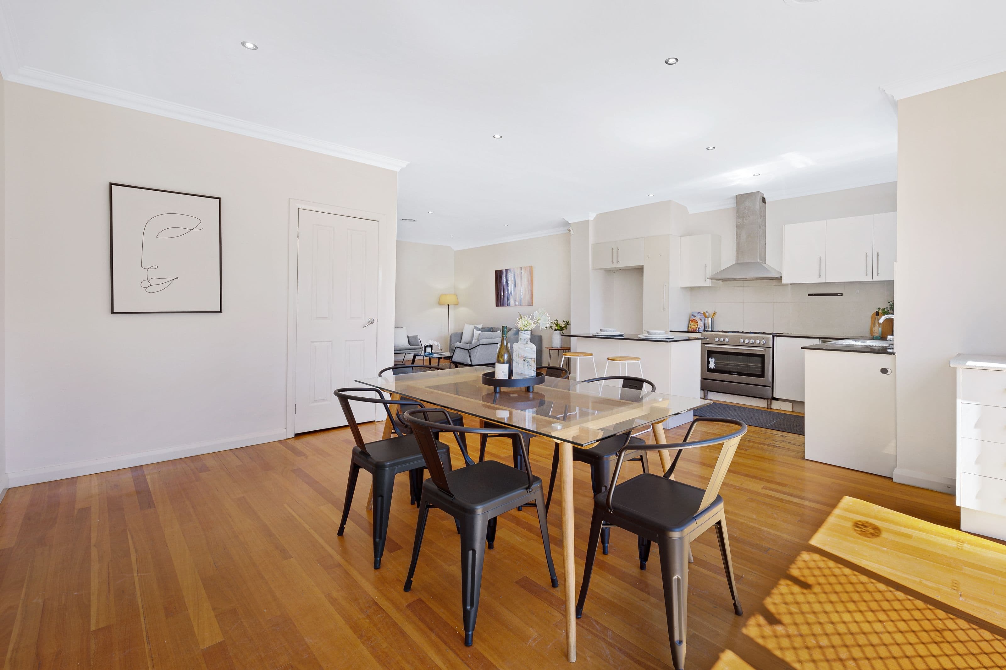 1B Tennyson Avenue, Clayton South VIC 3169, Clayton South - Thumbnail 2