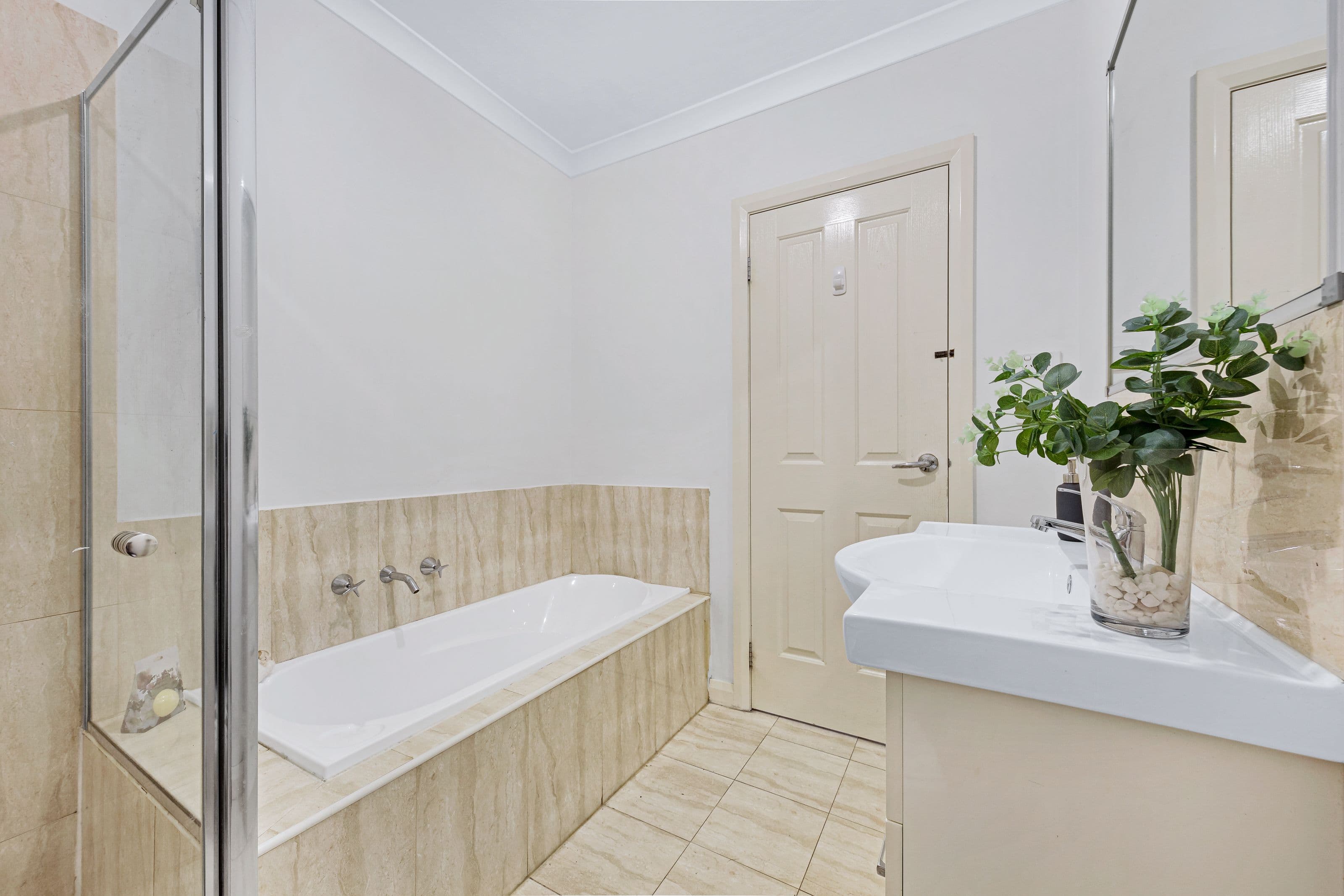 1B Tennyson Avenue, Clayton South VIC 3169, Clayton South - Thumbnail 5