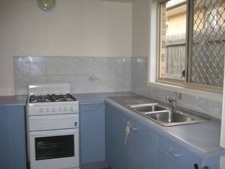 122  Morden Road, SUNNYBANK HILLS QLD 4109, Sunnybank Hills - Thumbnail 2