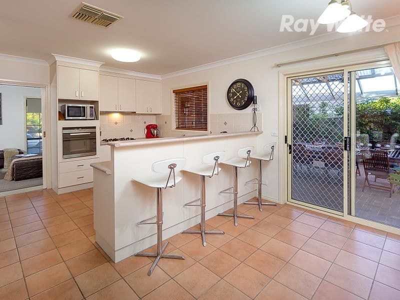 7 Irvine Court, WODONGA VIC 3690, West Wodonga - Thumbnail 5
