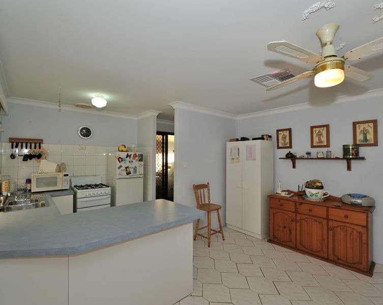 131 Meares Avenue, PARMELIA WA 6167, Parmelia - Thumbnail 3