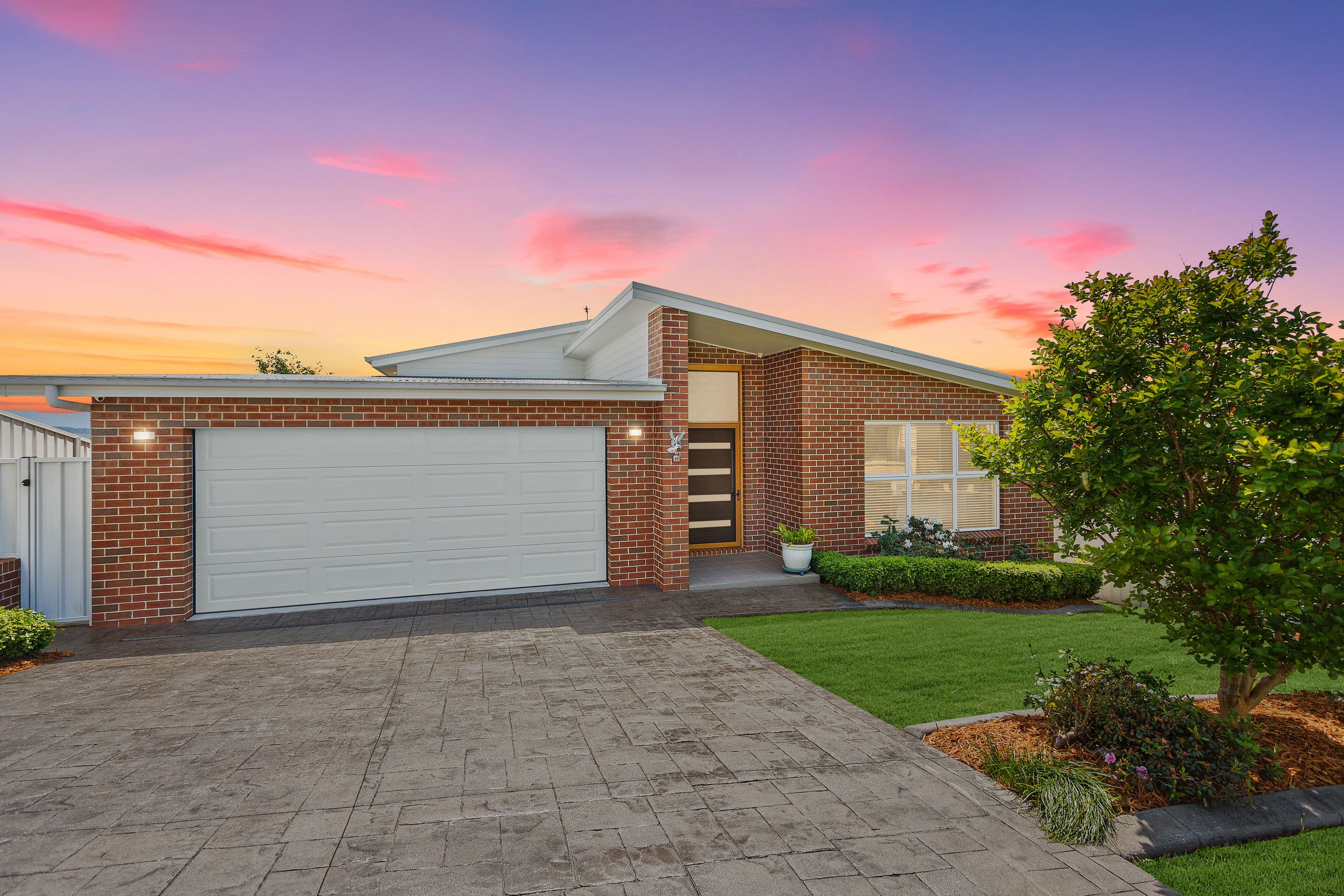 18 Falcon Street, Shellharbour City Centre NSW 2529, Shellharbour City Centre - Image 1