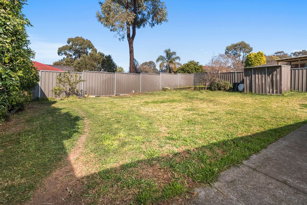 5 Gove Avenue, Green Valley NSW 2168, Green Valley - Thumbnail 8