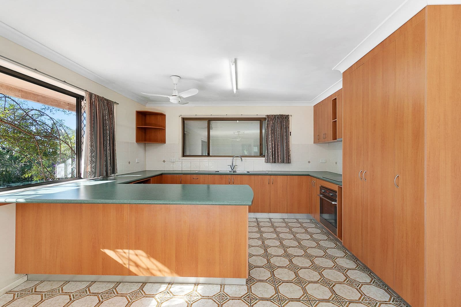 3 Bovingdon Street, Birkdale QLD 4159, Birkdale - Thumbnail 7