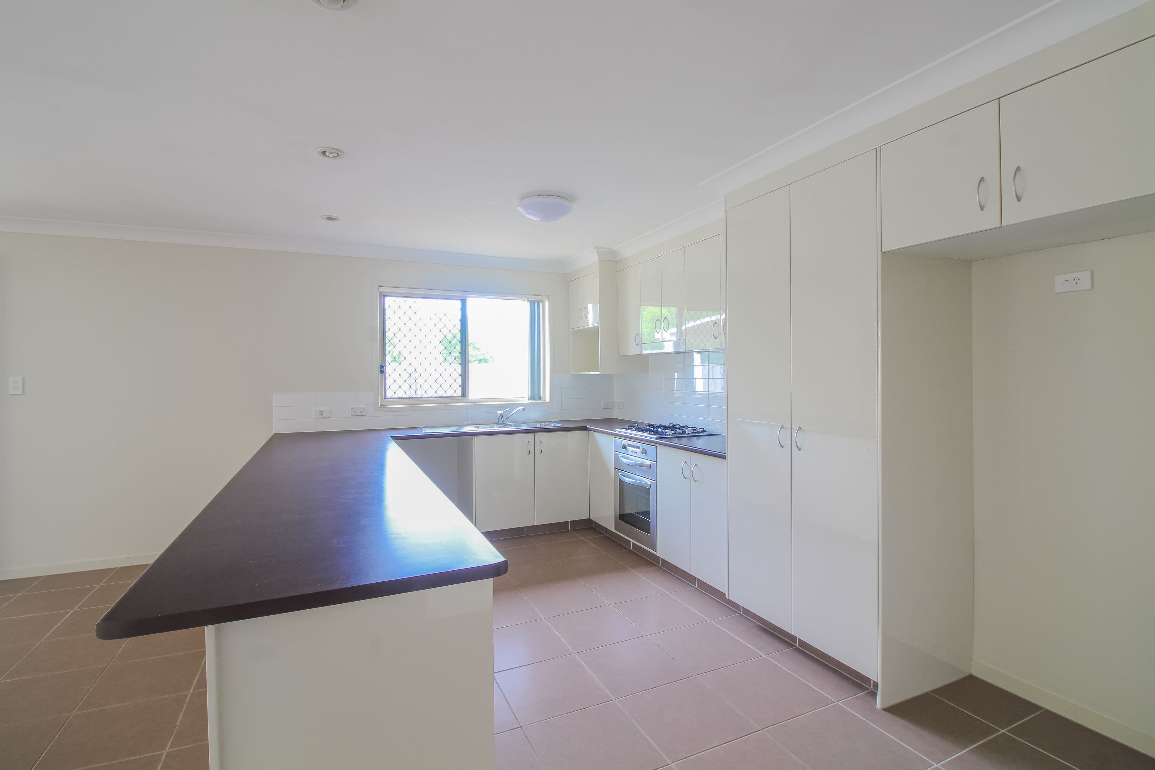 24 Hazelwood Court, Flinders View QLD 4305, Flinders View - Thumbnail 3