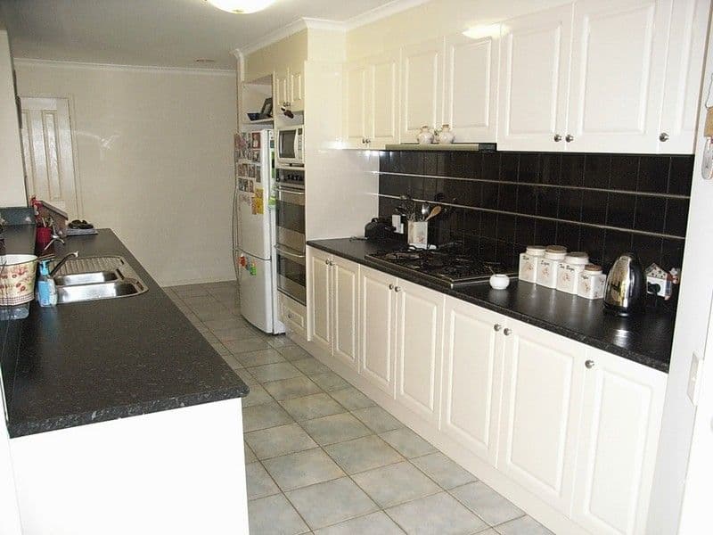 10 Pambula Court, ECHUCA VIC 3564, Echuca - Thumbnail 3