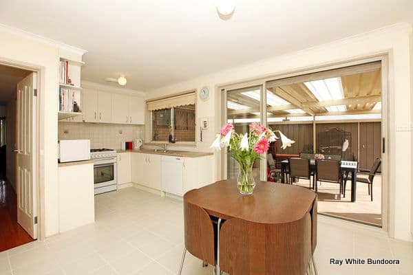 12 Zimmer Court, EPPING VIC 3076, Epping - Thumbnail 2