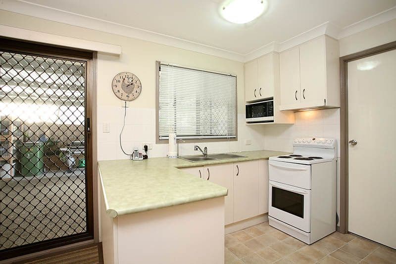 103 Waratah Drive, CRESTMEAD QLD 4132, Crestmead - Thumbnail 2