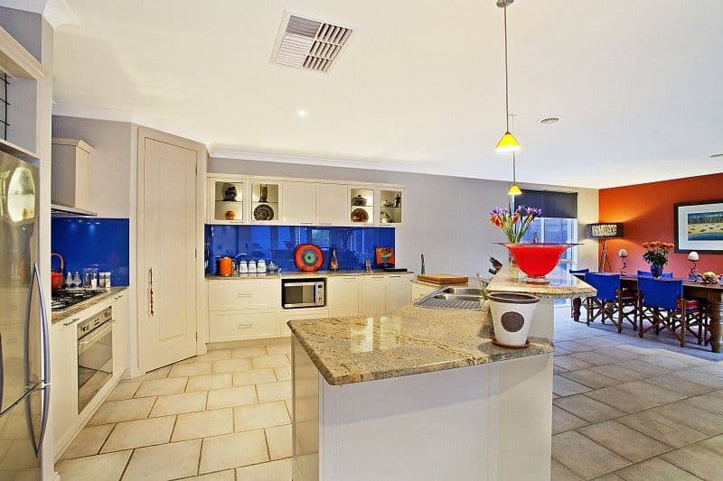 23 Hallmark Road, MORDIALLOC VIC 3195, Mordialloc - Thumbnail 3