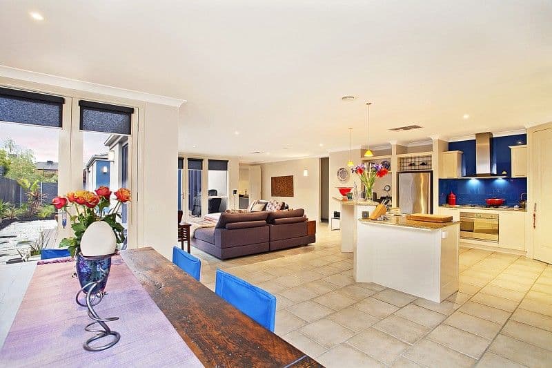 23 Hallmark Road, MORDIALLOC VIC 3195, Mordialloc - Thumbnail 4