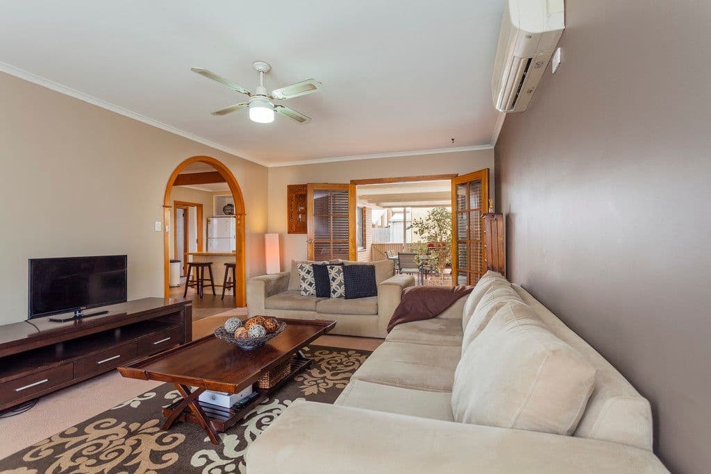 3 Charlton Road, CORIO VIC 3214, Corio - Thumbnail 2