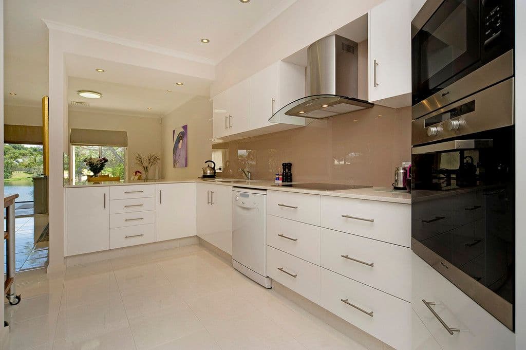 4911 Berkshire Crescent, SANCTUARY COVE QLD 4212, Sanctuary Cove - Thumbnail 3