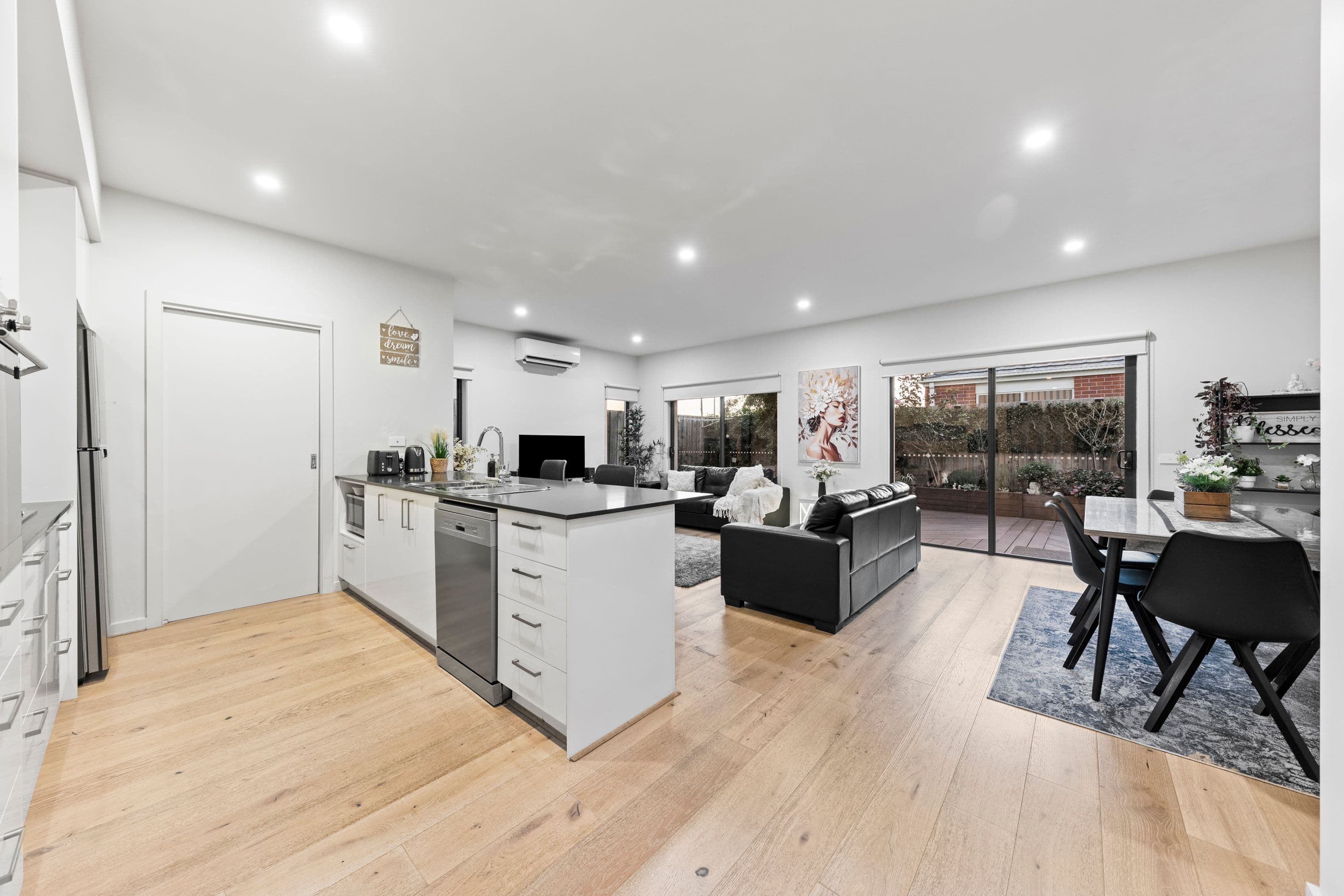 16 Zeppelin Way, Beaconsfield VIC 3807, Beaconsfield - Thumbnail 4
