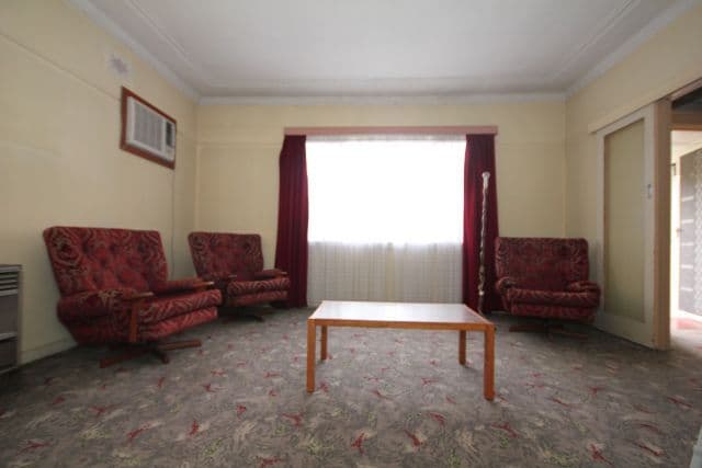 10 Railway Parade, CONDELL PARK NSW 2200, Condell Park - Thumbnail 2
