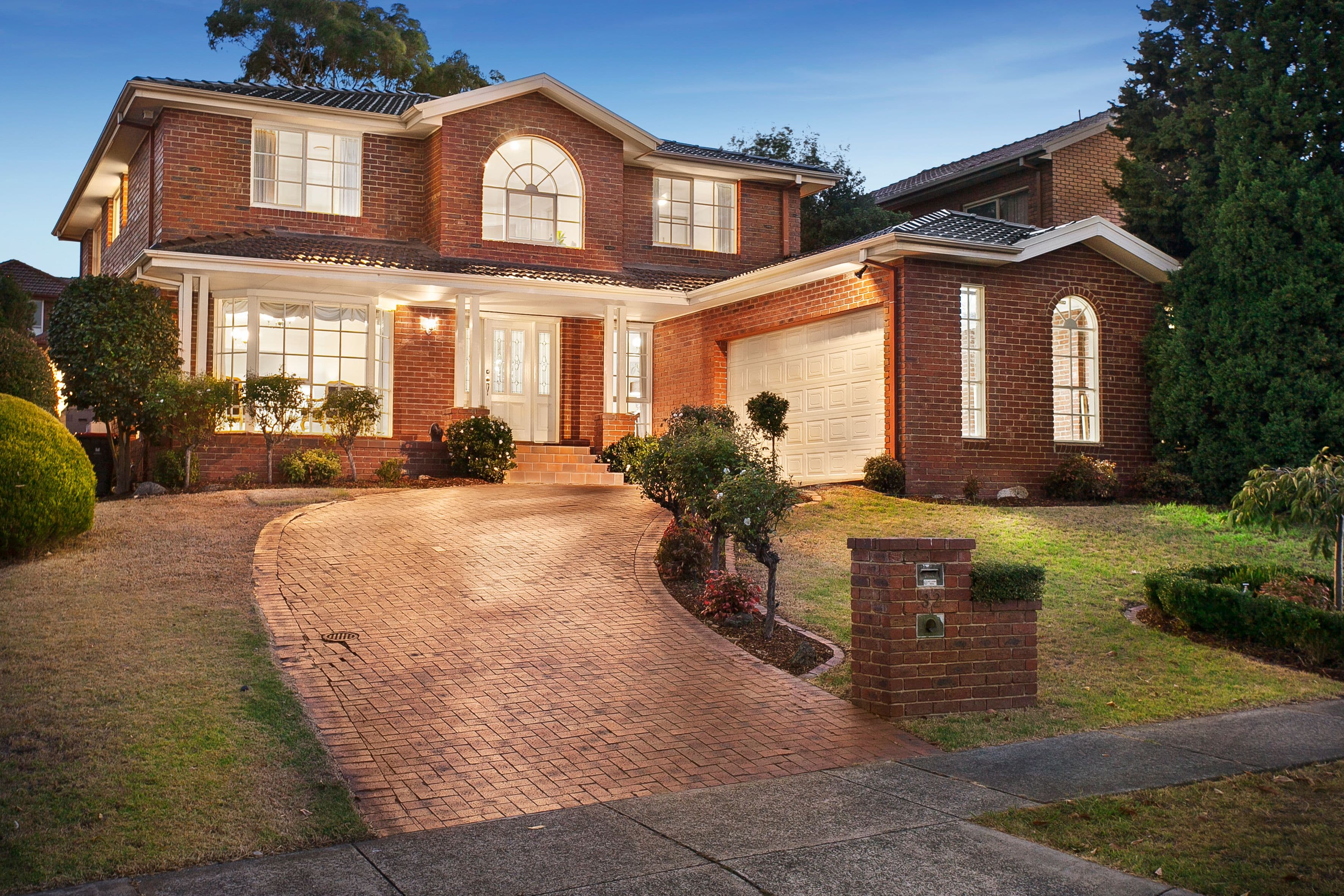32 Roswell Street, Glen Waverley VIC 3150, Glen Waverley - Image 1