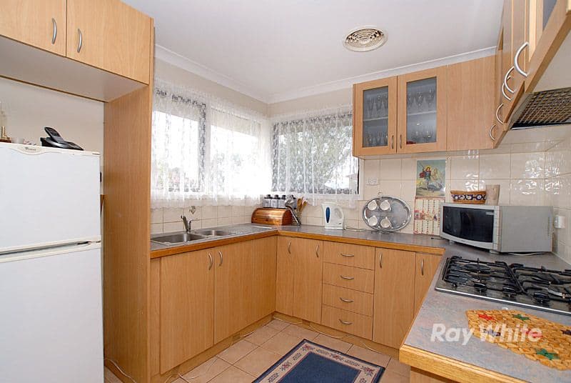 5 Gunns Road, HALLAM VIC 3803, Hallam - Thumbnail 3