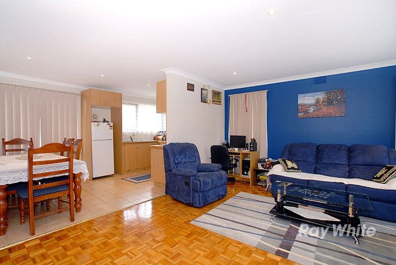 5 Gunns Road, HALLAM VIC 3803, Hallam - Thumbnail 4