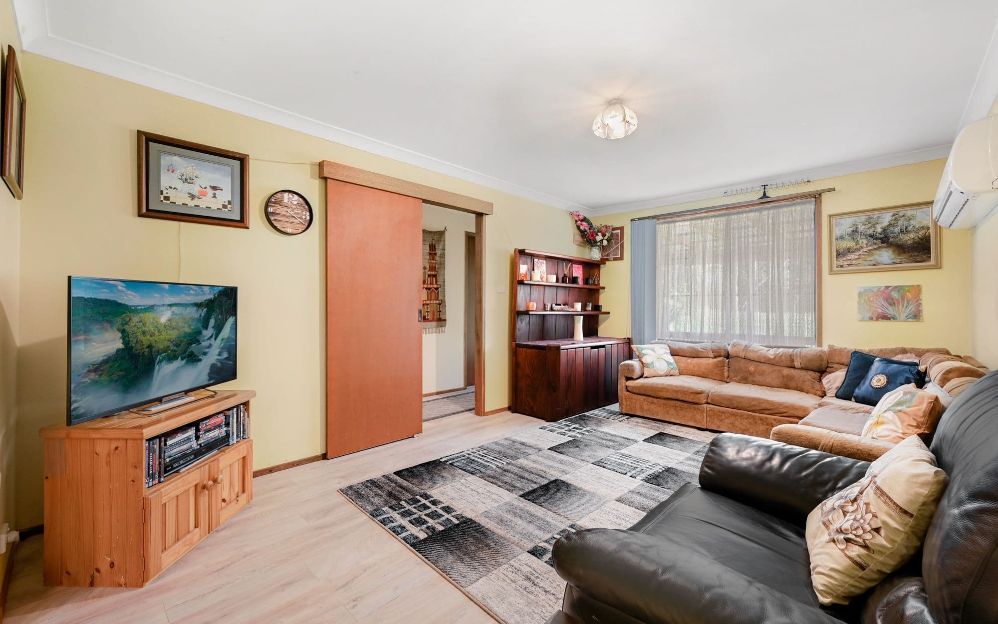 47 Donalbain Circuit, Rosemeadow NSW 2560, Rosemeadow - Thumbnail 2