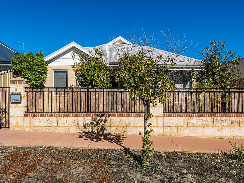 7 The Embankment, South Guildford WA 6055, South Guildford - Thumbnail 2