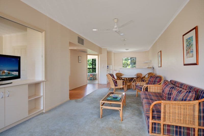 298 Sheridan Street, CAIRNS NORTH QLD 4870, Cairns North - Thumbnail 2