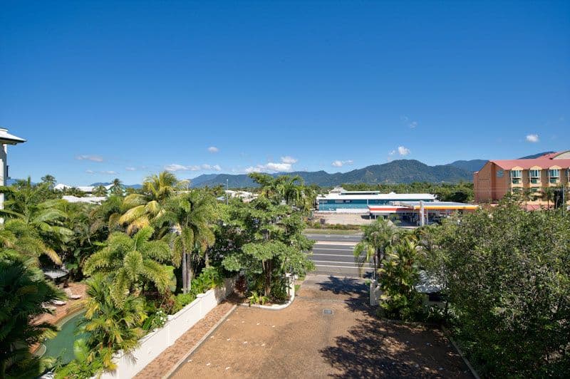 298 Sheridan Street, CAIRNS NORTH QLD 4870, Cairns North - Thumbnail 8
