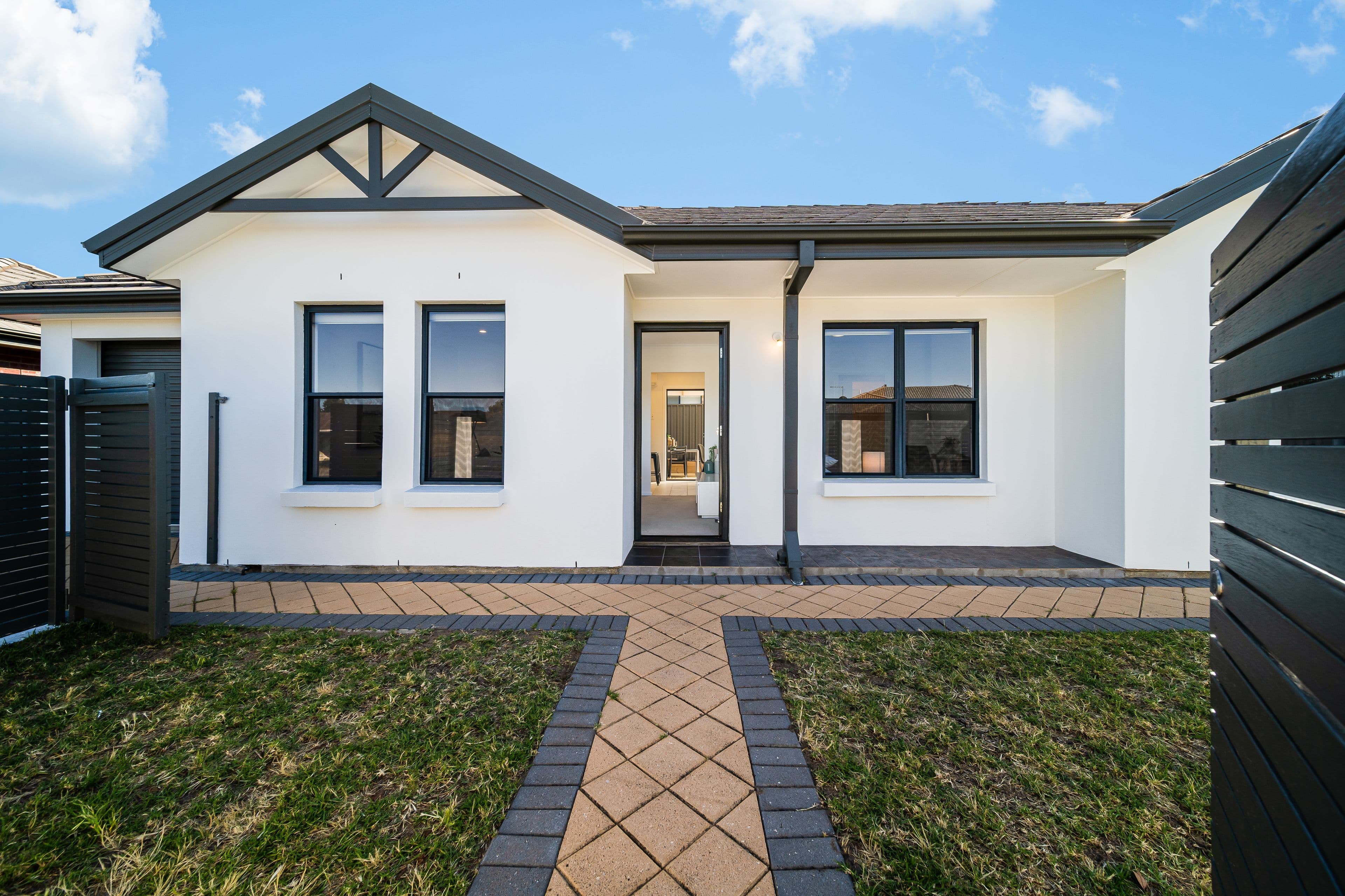 2B Dover Terrace, Largs North SA 5016, Largs North - Thumbnail 2