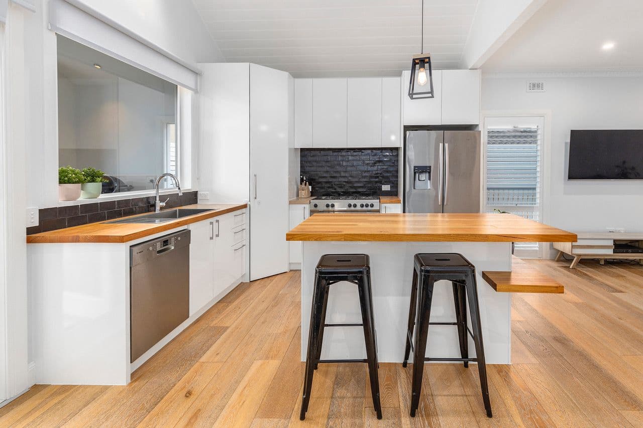 38 Fifth Avenue, Rosebud VIC 3939, Rosebud - Thumbnail 4