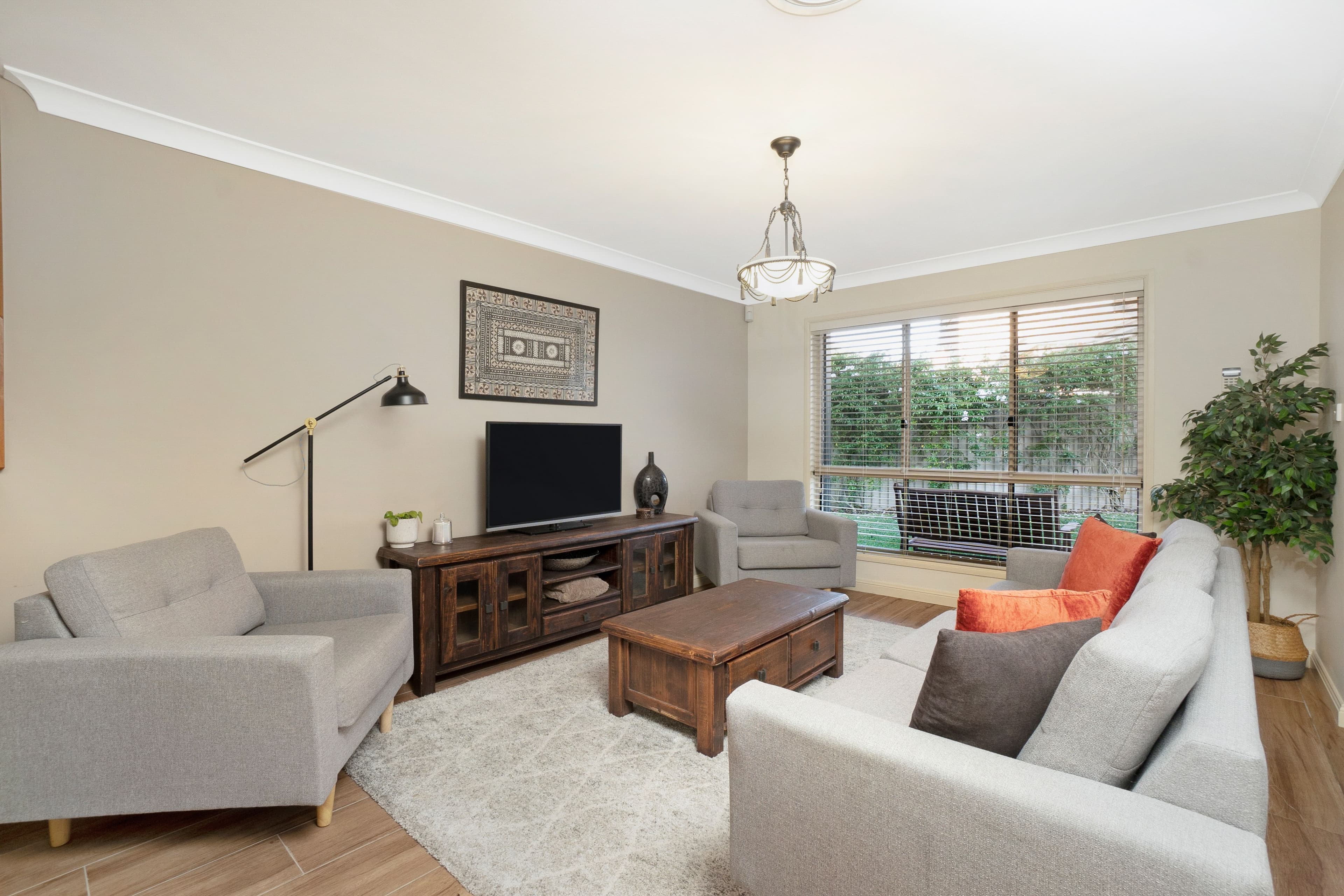 28 Oakleaf Avenue, Glenwood NSW 2768, Glenwood - Thumbnail 2