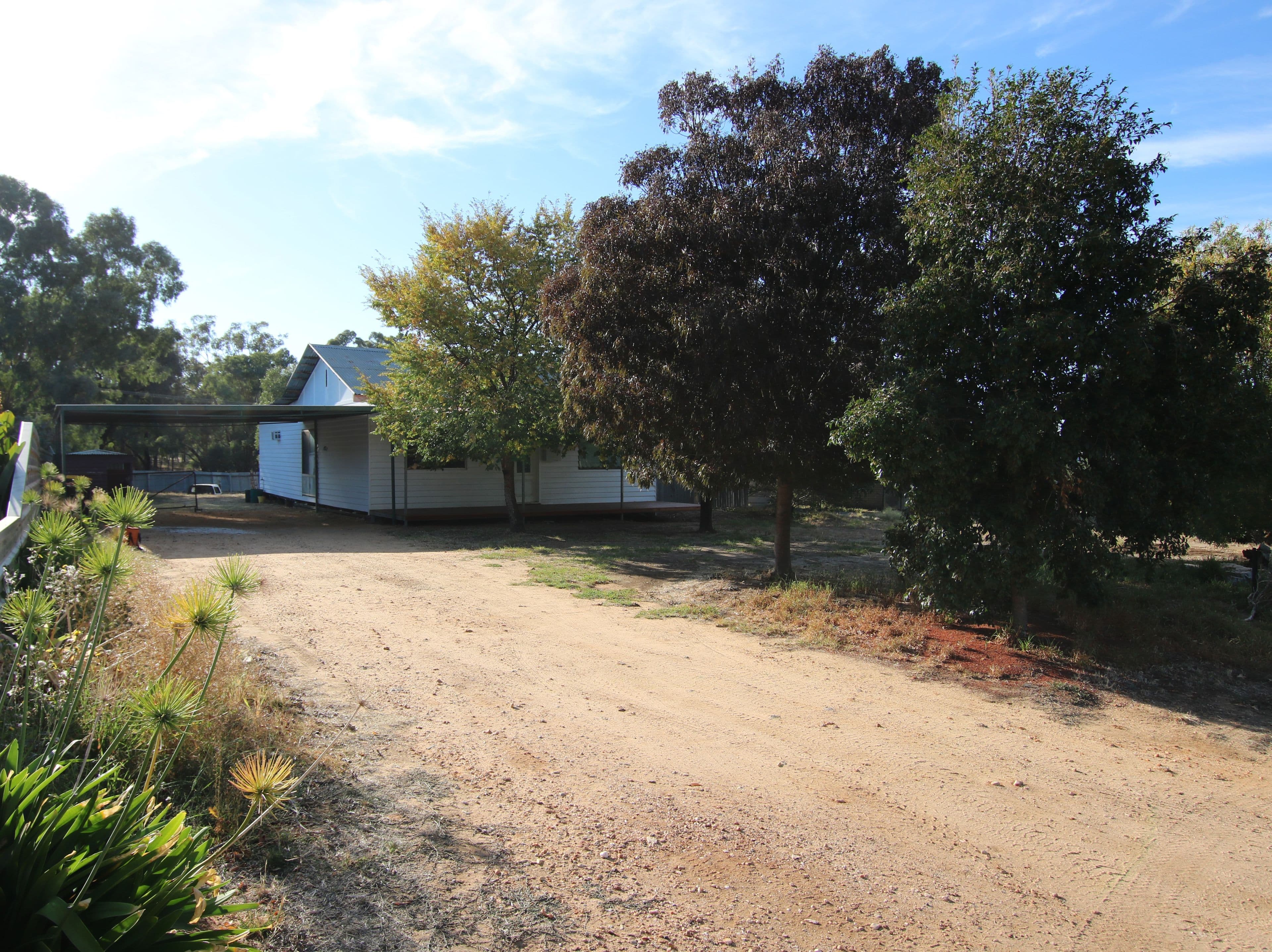 14 Watsons Lake Road, St Arnaud VIC 3478, St Arnaud - Thumbnail 2