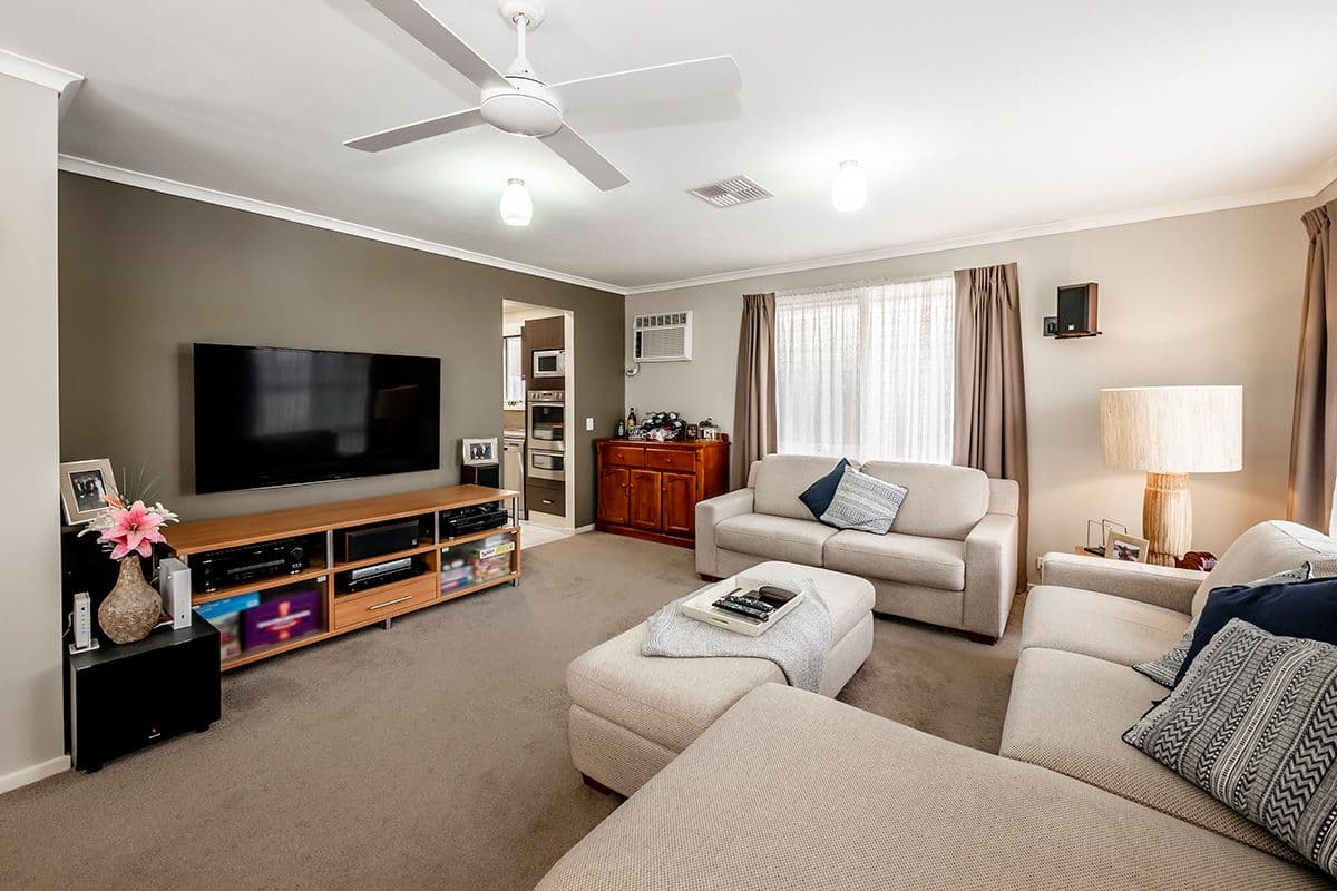 19 Kellett Street, Cranbourne North VIC 3977, Cranbourne North - Thumbnail 6