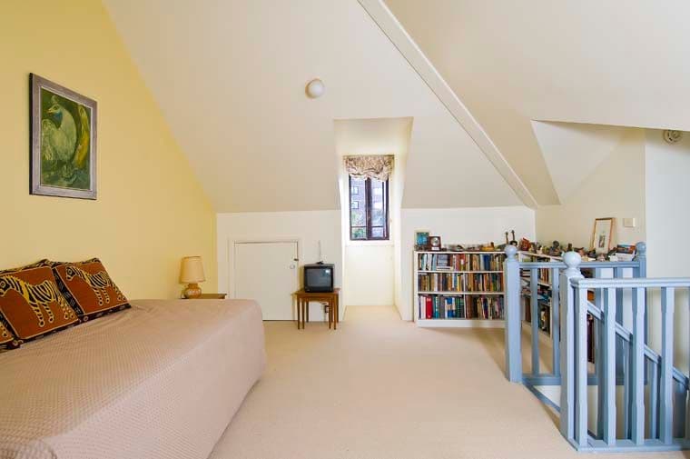 17 Langley Avenue, CREMORNE NSW 2090, Cremorne - Thumbnail 3