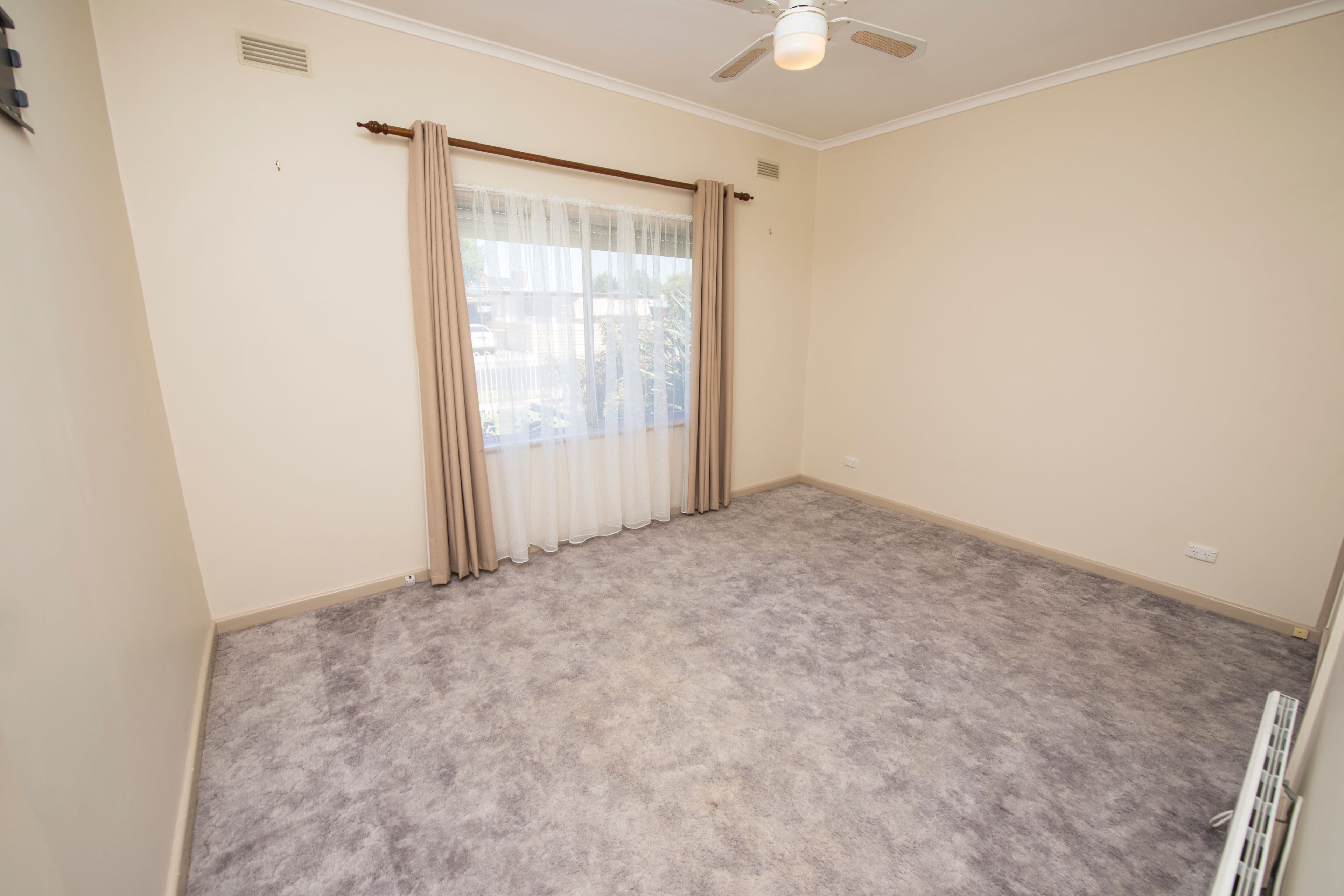4 McPherson Street, Swan Hill VIC 3585, Swan Hill - Thumbnail 8