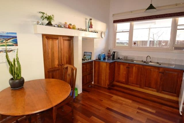 31 Railway Street, SEYMOUR VIC 3660, Seymour - Thumbnail 3