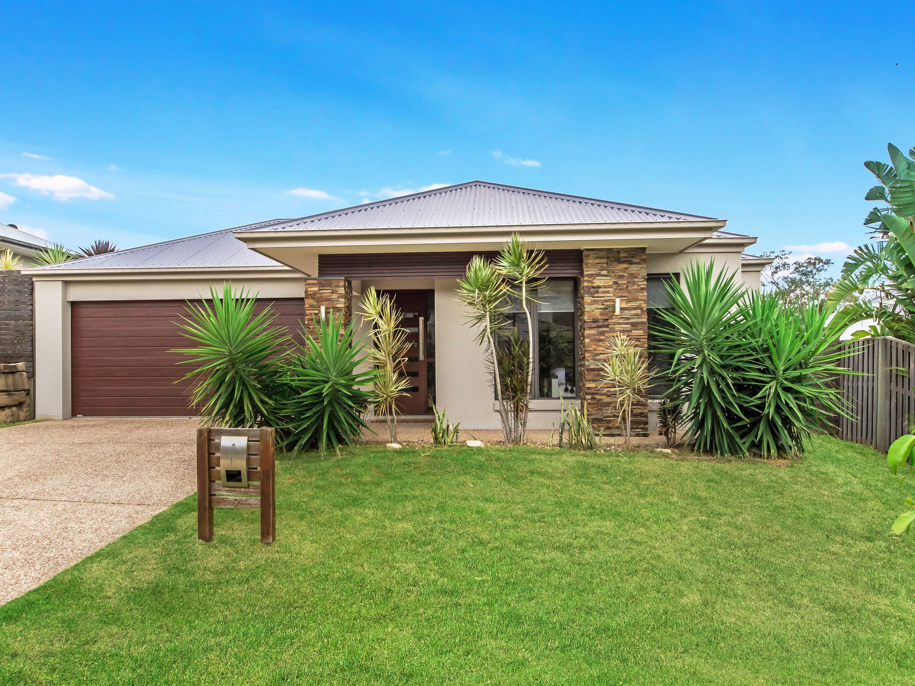 9 Jamison Street, Upper Coomera QLD 4209, Upper Coomera - Thumbnail 2