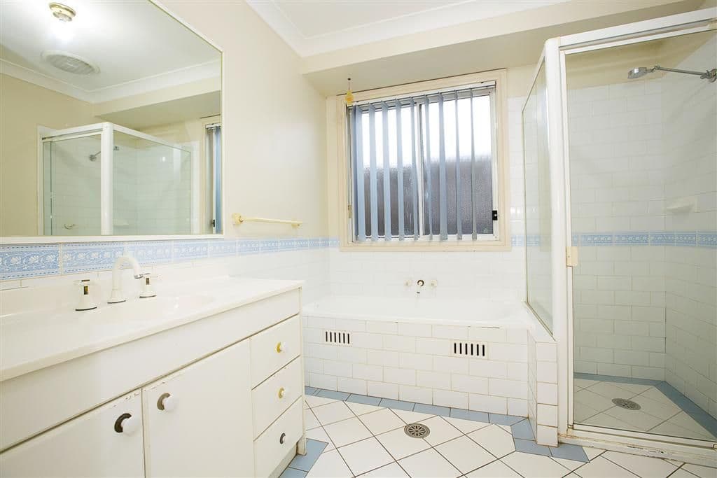 22 The Lakes Drive, Glenmore Park NSW 2745, Glenmore Park - Thumbnail 6