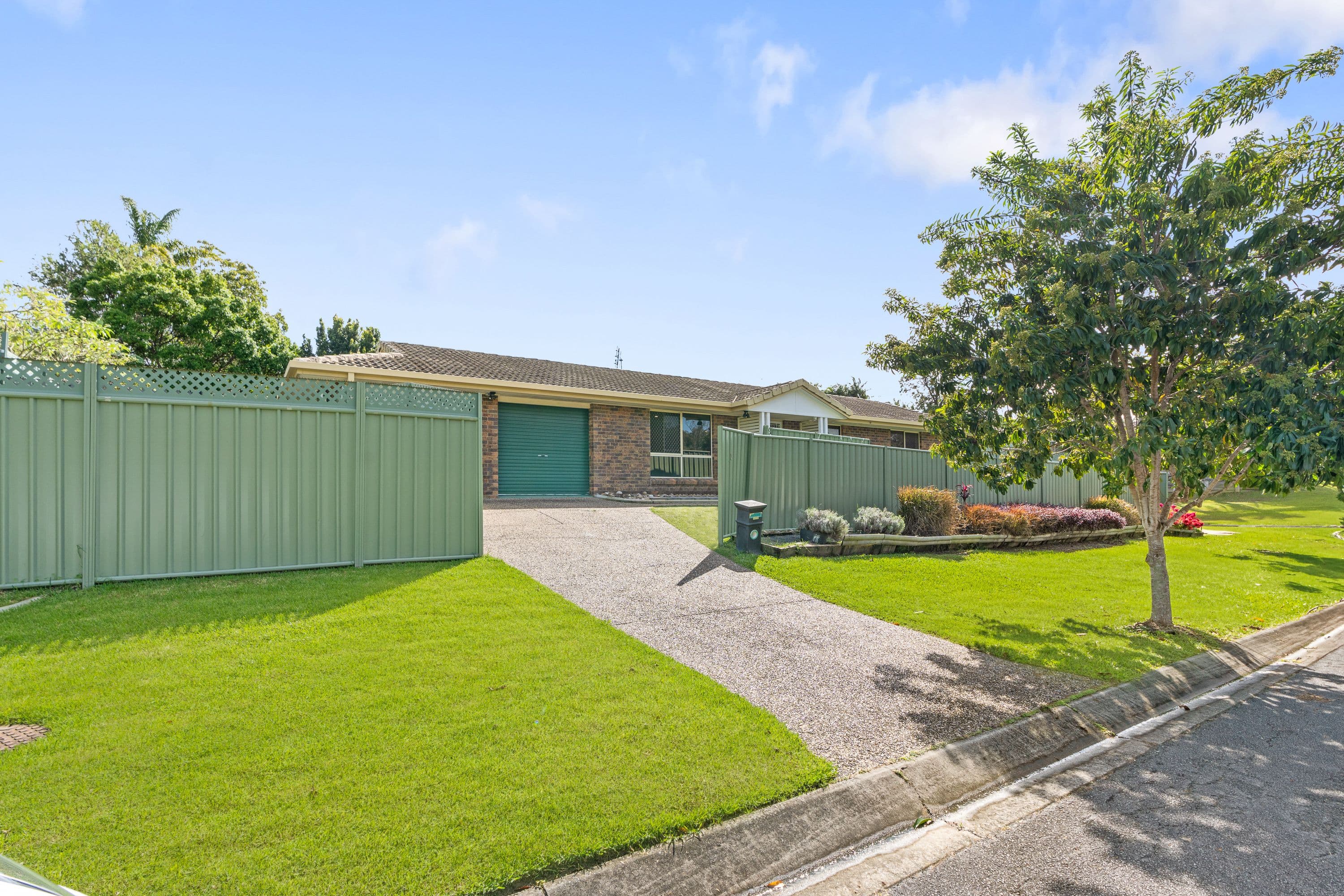 46 Davis Street, HEYFIELD, Heyfield - Thumbnail 2