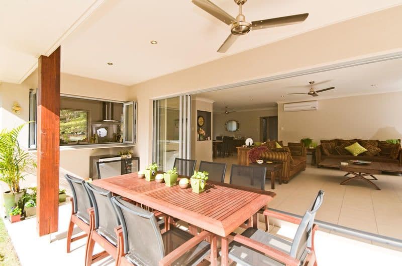 2 Beaumont Court, CURRUMBIN WATERS QLD 4223, Currumbin Waters - Thumbnail 2