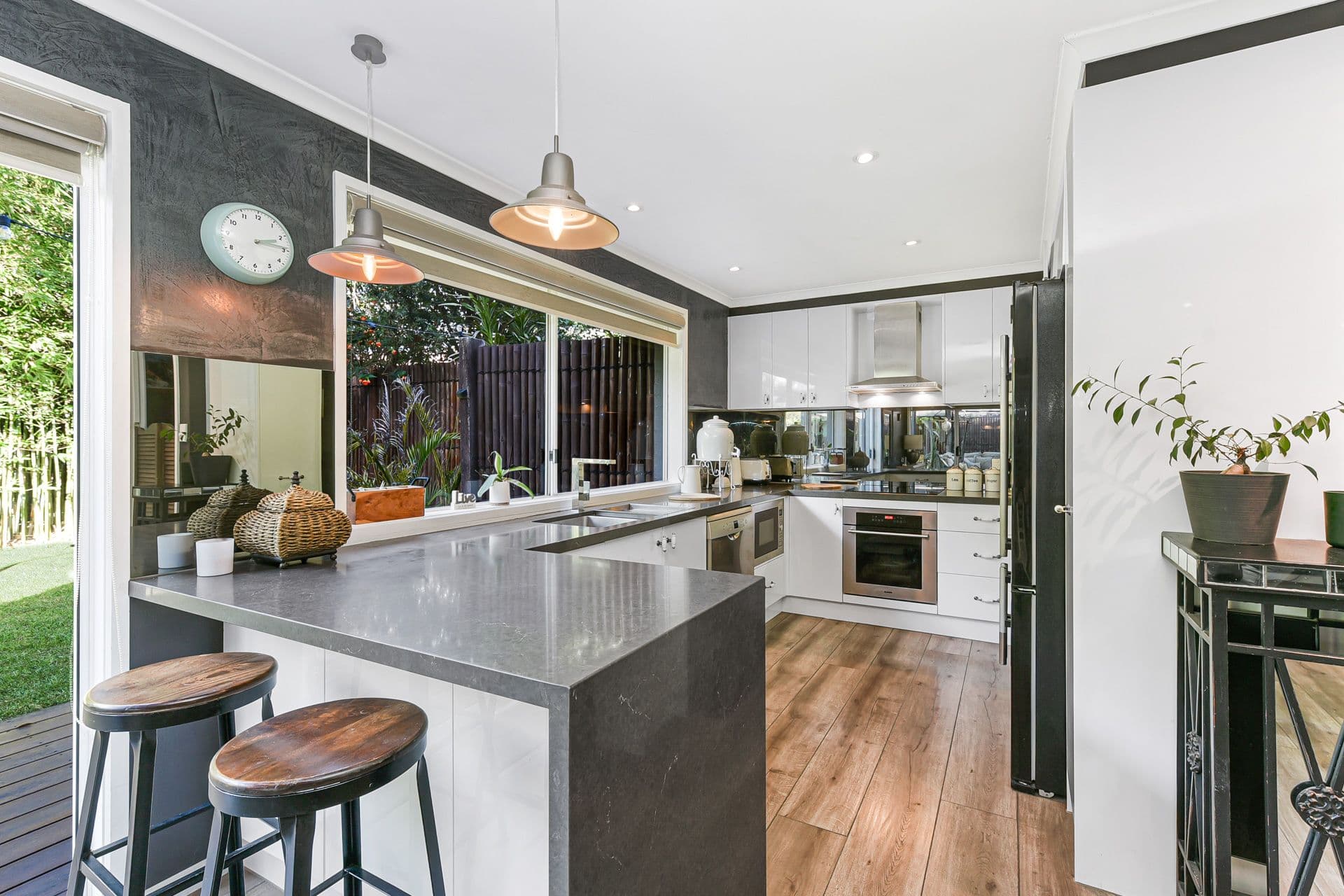 27 Adelong Court, Berwick VIC 3806, Berwick - Thumbnail 5