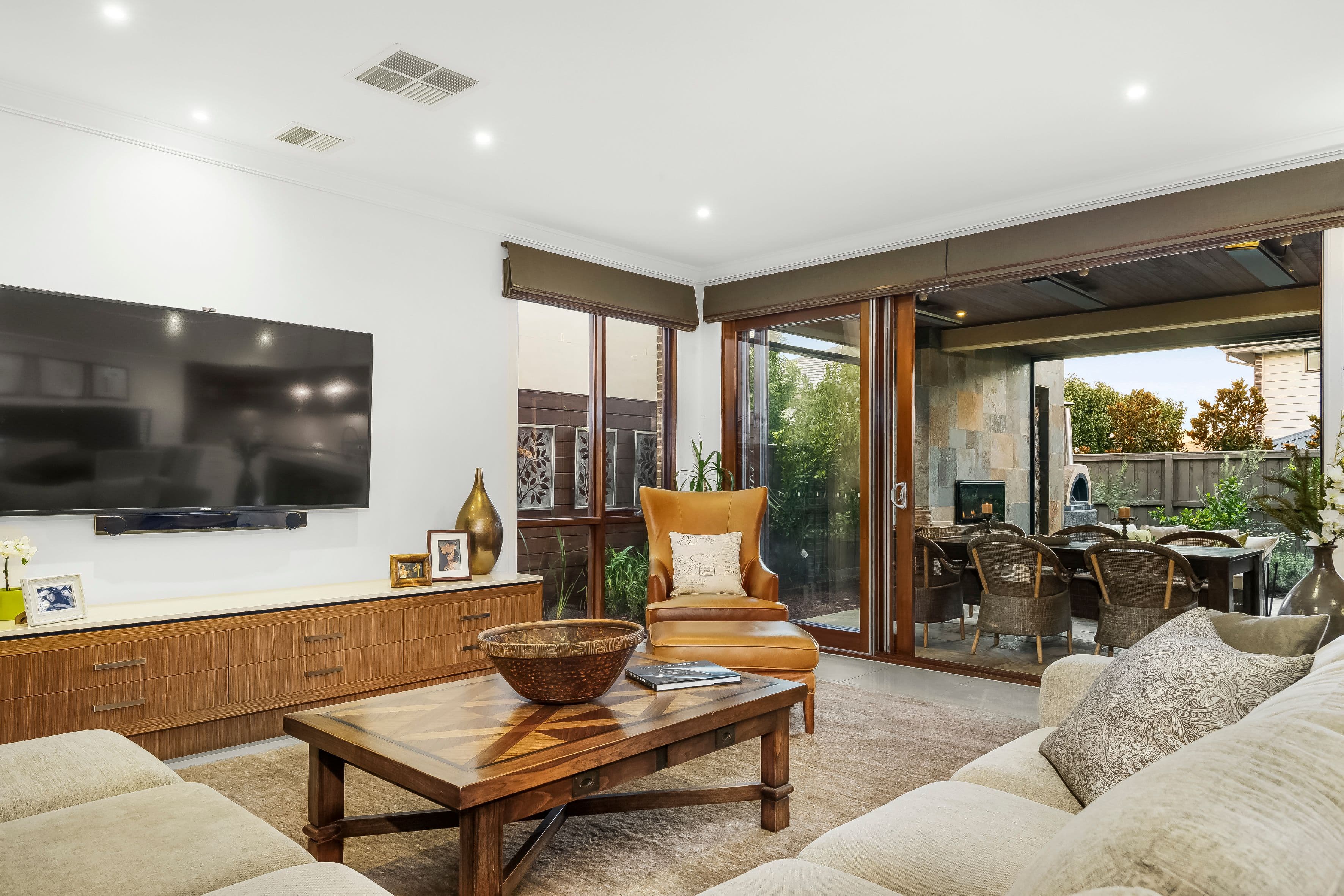 9 Appledale Way, Wantirna South VIC 3152, Wantirna South - Thumbnail 3