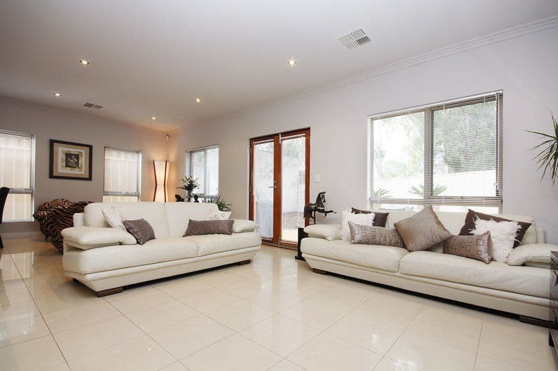 7B Cranbrook Avenue, ROSTREVOR SA 5073, Rostrevor - Thumbnail 2