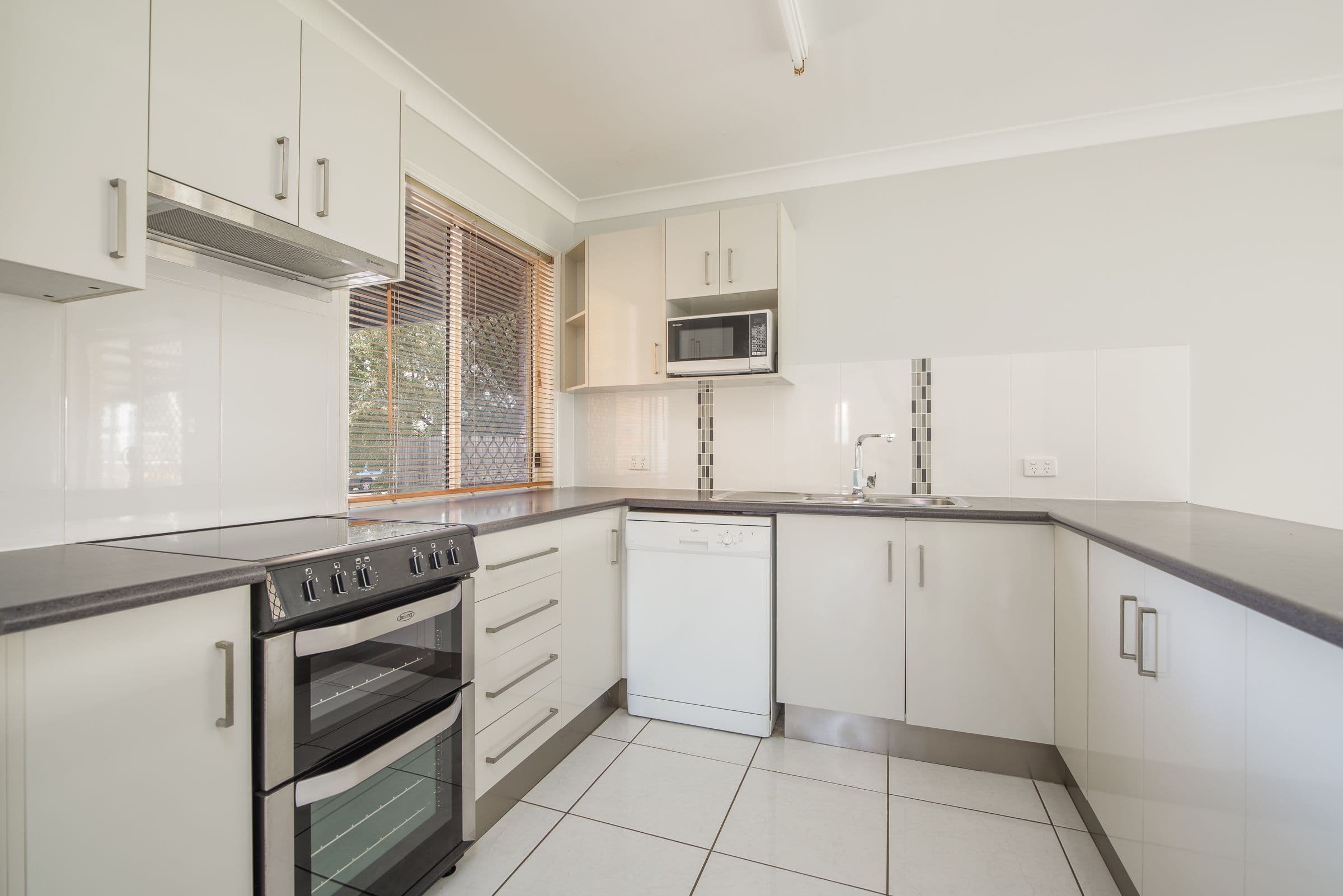 26 Emmadale Drive, New Auckland QLD 4680, New Auckland - Thumbnail 3
