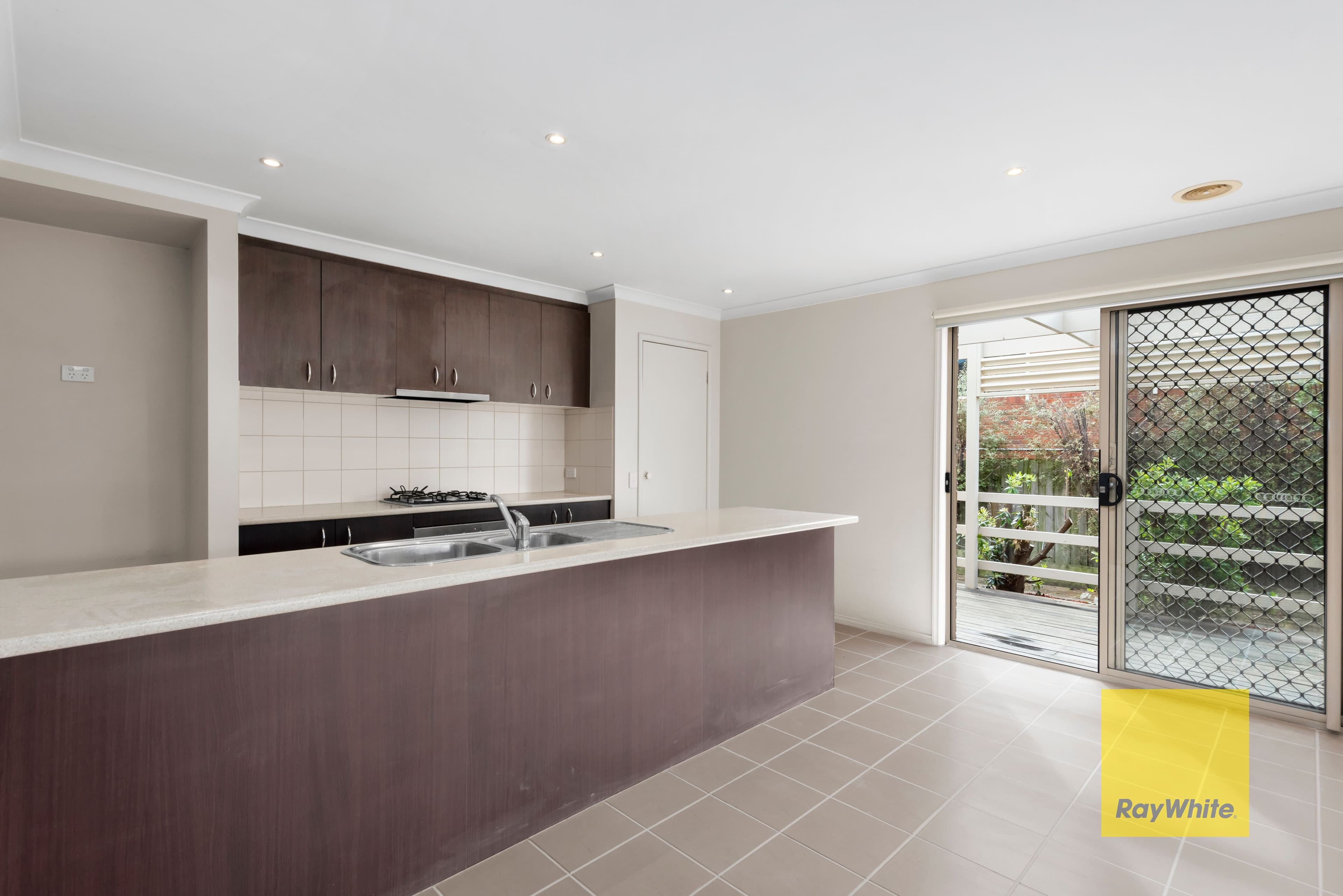 95 Rossack Drive, Grovedale VIC 3216, Grovedale - Thumbnail 2